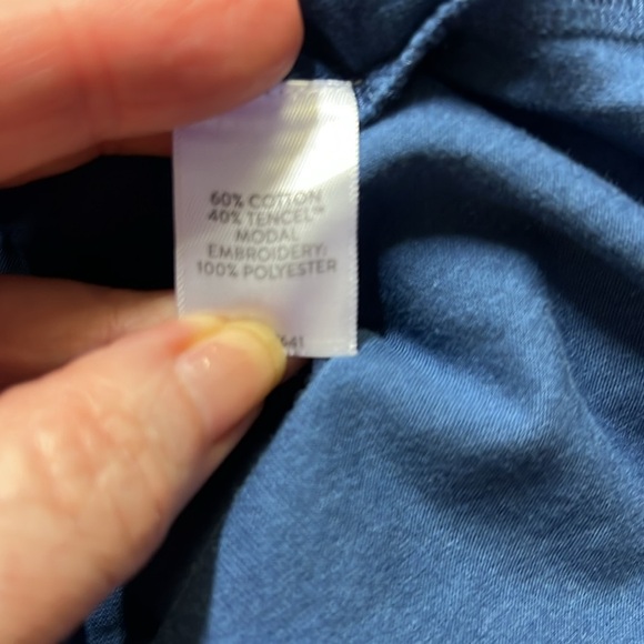 J Jill Embroidered Blue Sleeveless Top - Picture 7 of 8